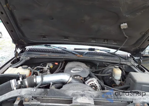 2002 Chevrolet Silverado 1500 Ls из США, поврежденный, VIN 2GCEK19V621160783